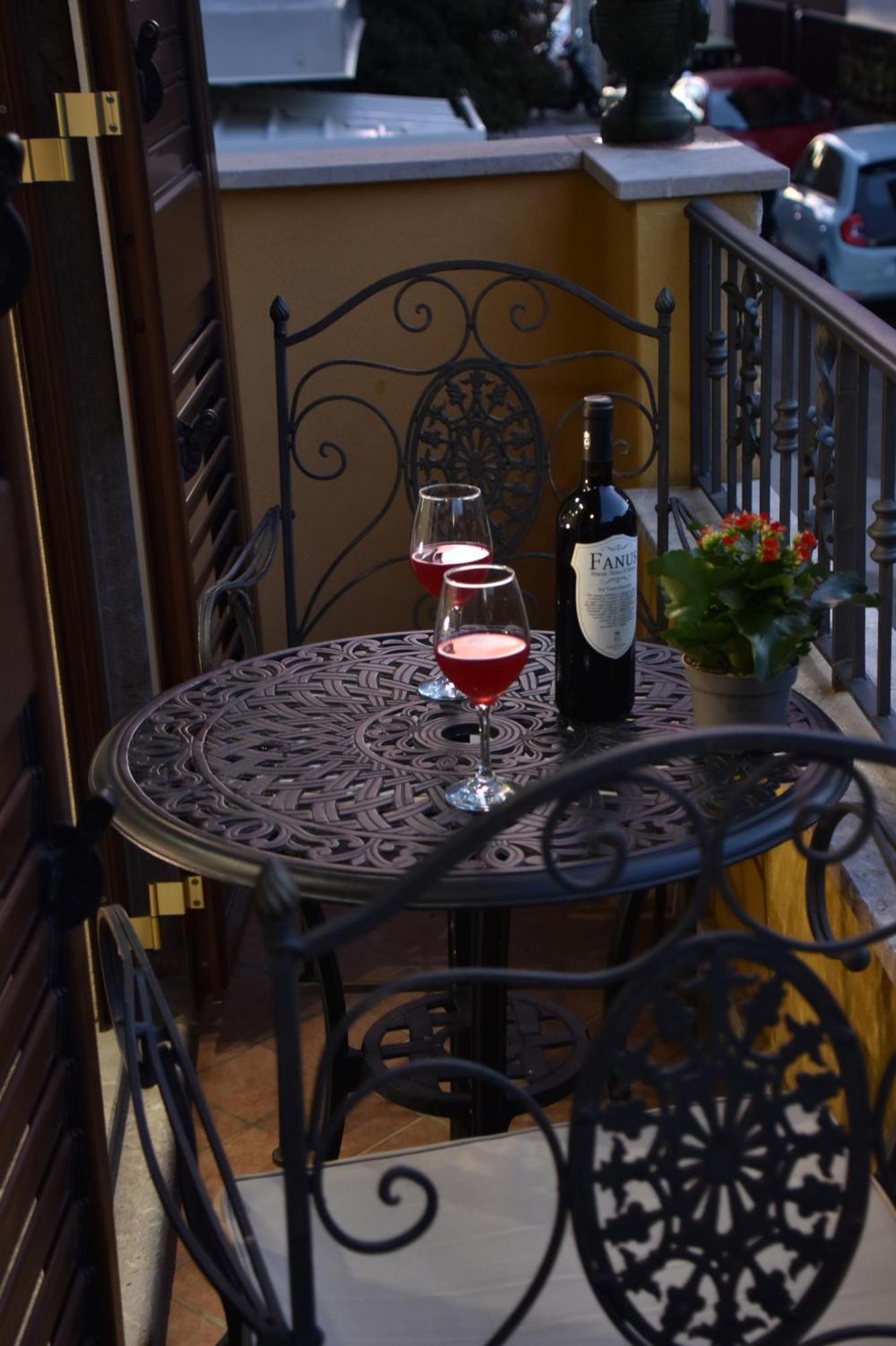Gloden House Apartments Ταορμίνα Εξωτερικό φωτογραφία