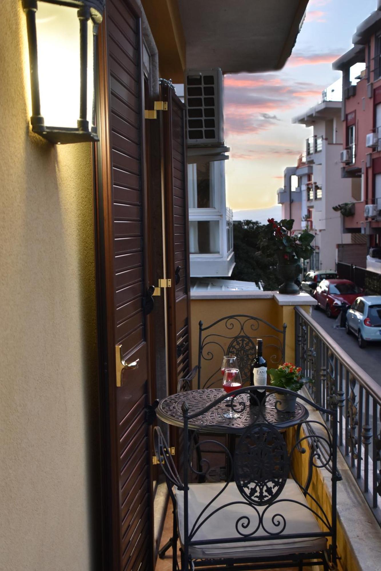 Gloden House Apartments Ταορμίνα Εξωτερικό φωτογραφία